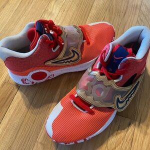 Nike KD Trey 5 X University Red Metallic Gold Shoes